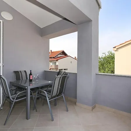 Apartment Jozo *