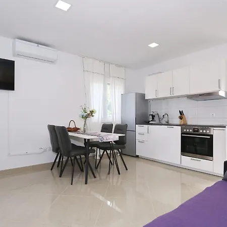 Apartman Jozo Nin